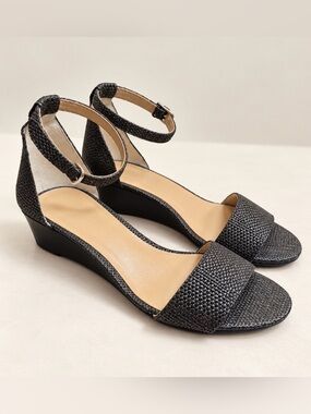 Ann Taylor size 8 wedge sandal with ankle straps